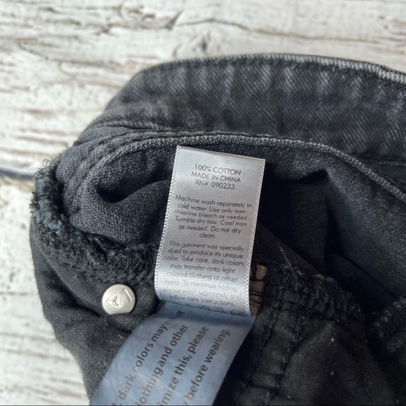 PacSun Denim Raw Hem A Line Mini Skirt Size 25 - Picture 3 of 7